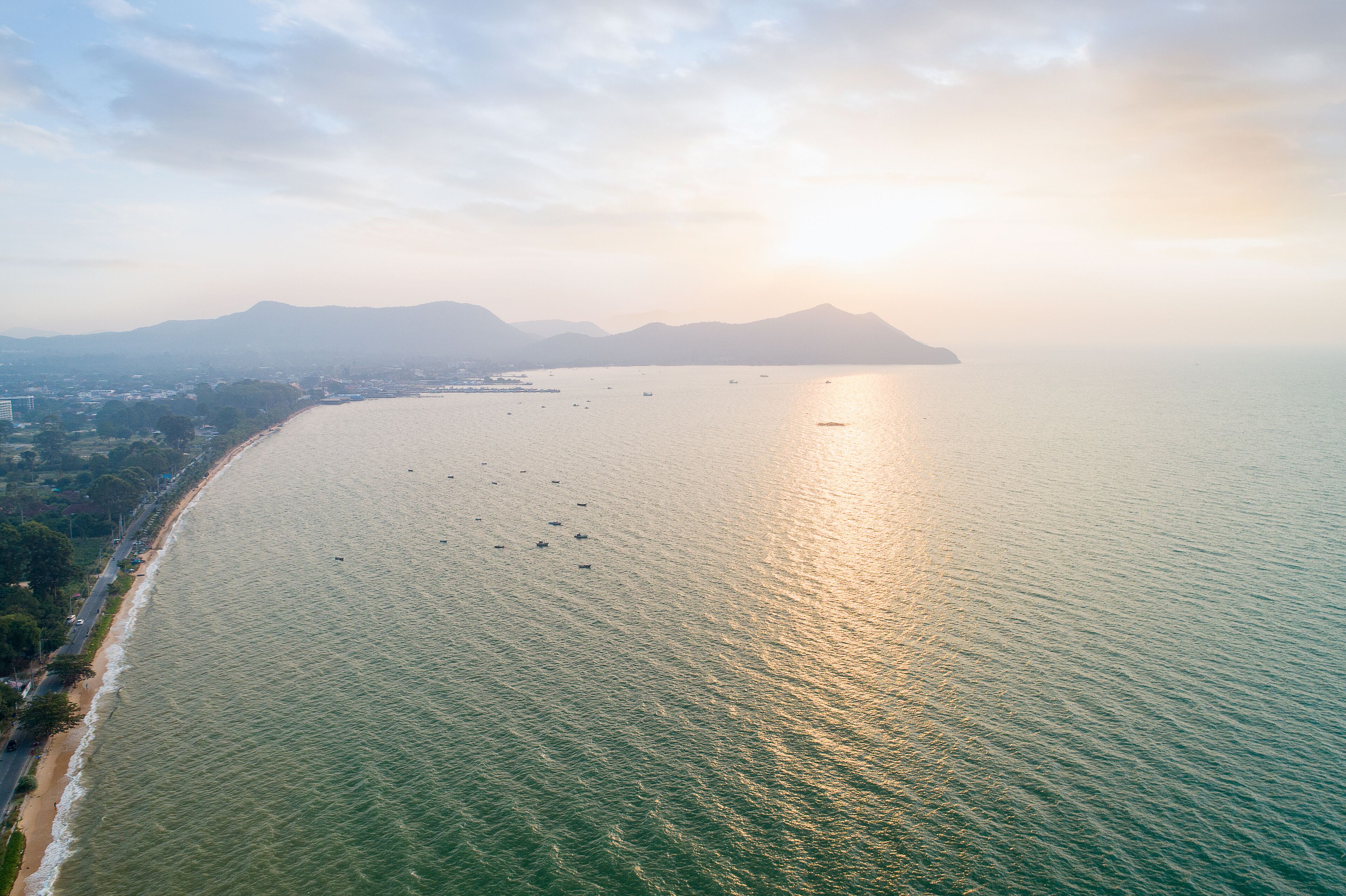 beach nearby, free beach shuttle