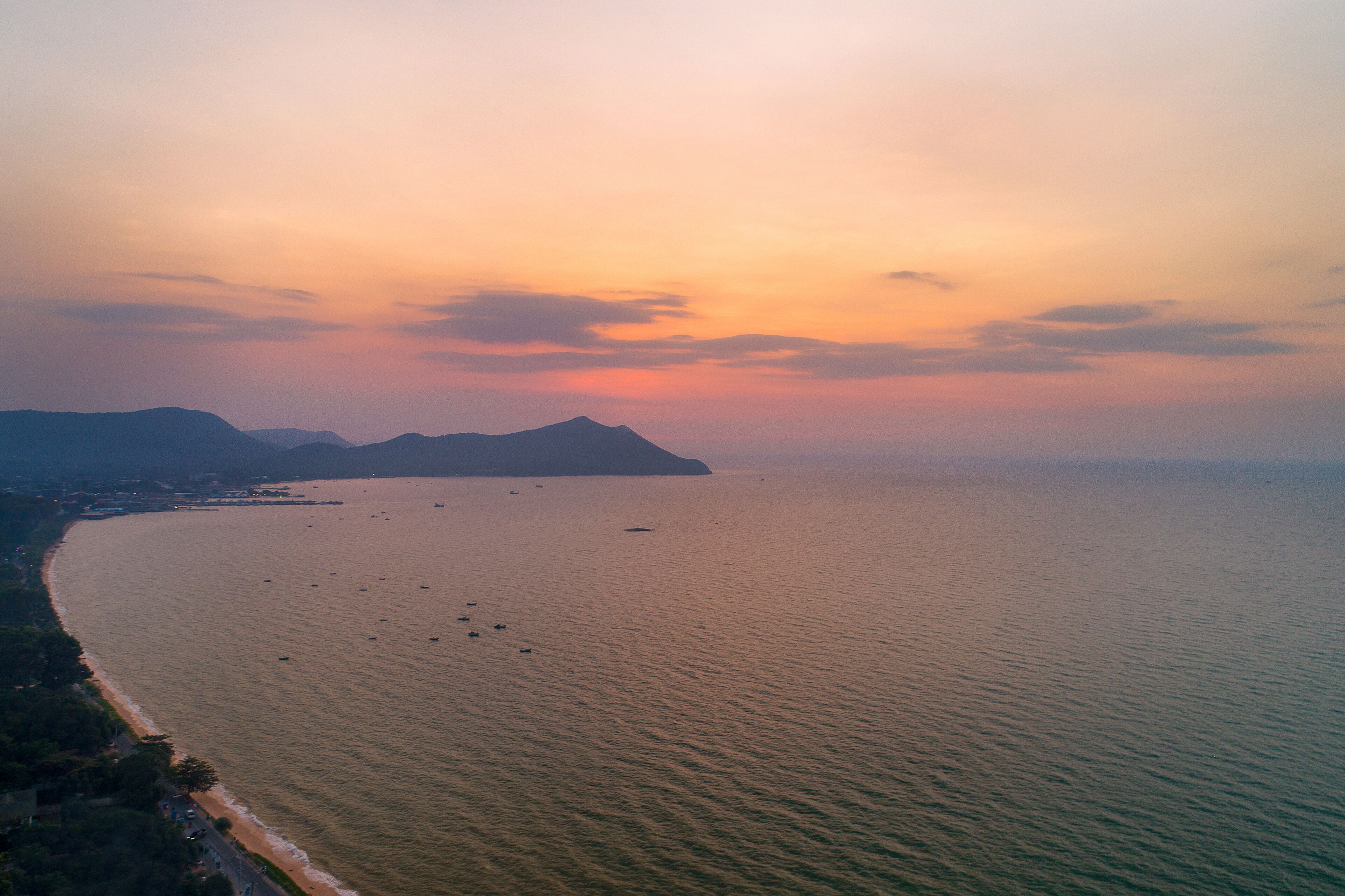 beach nearby, free beach shuttle