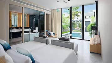 Private Pool Villa | ๊ณ ๊ธ ์นจ๊ตฌ, ์ค๋ฆฌ/๊ฑฐ์ํธ ์ด๋ถ, ํ๋ก์ฐํ ์นจ๋, ๋ฌด๋ฃ ๋ฏธ๋๋ฐ ํ๋ชฉ