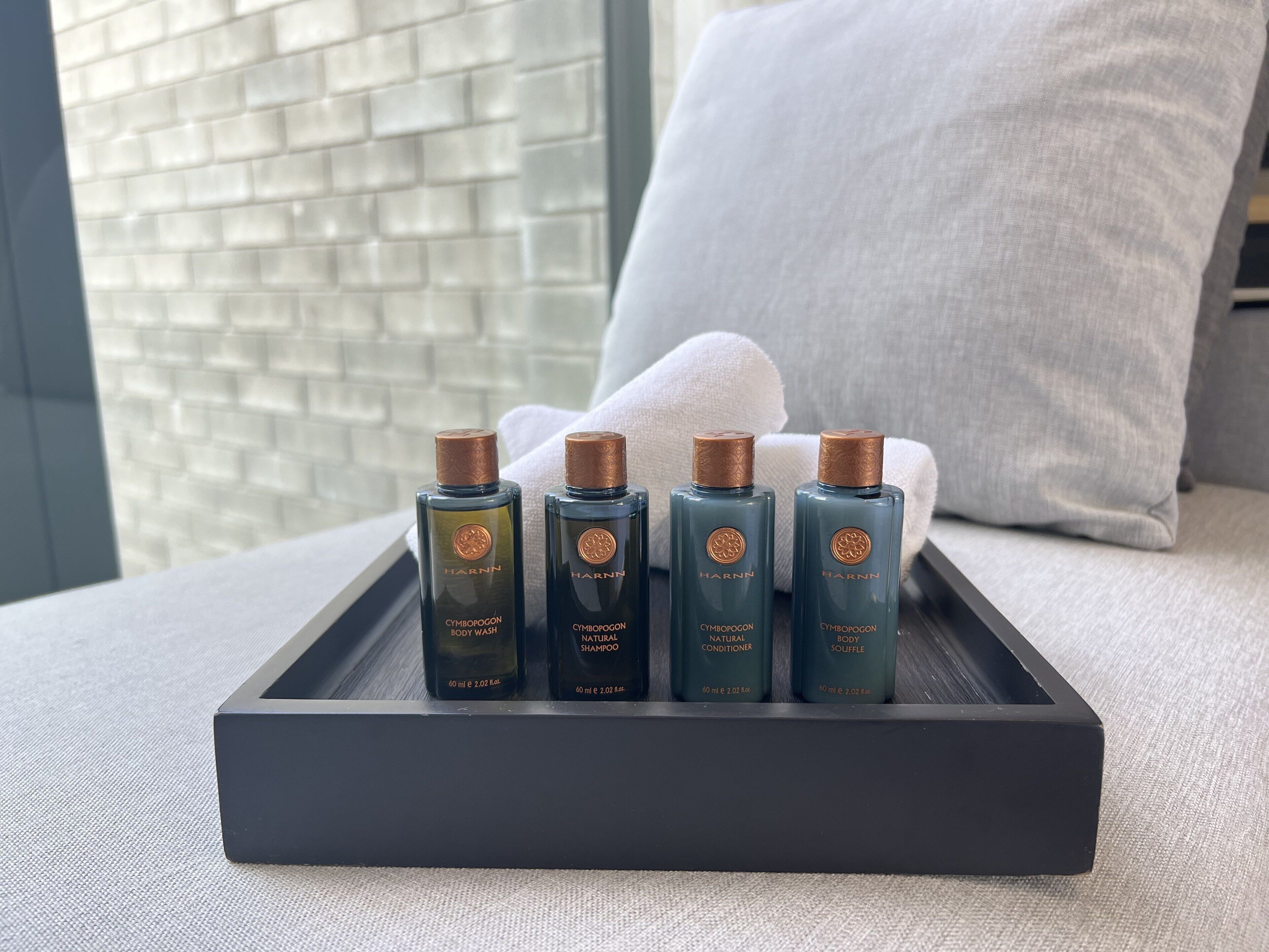 separate bathtub and shower, deep-soaking bathtub, rainfall showerhead