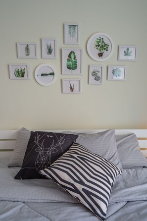 Comfort Studio | Blackout curtains, iron/ironing board, free WiFi