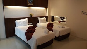 Room - 7 Sky Residency (Patong)