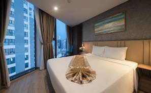 Premier Double Room | Premium bedding, in-room safe, desk, soundproofing - Zenia Boutique Hotel Nha Trang (Nha Trang)