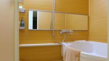 Double Room, Smoking | Deep soaking bathtub