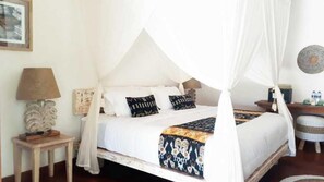 1 bedroom, in-room safe, desk