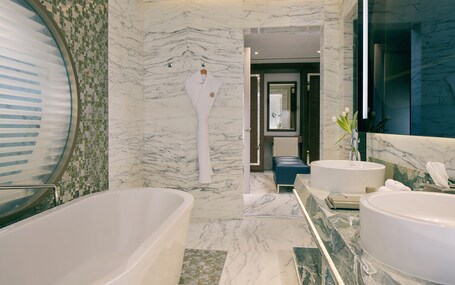 Royal M Hotel Resort Abu Dhabi by Gewan - Image 30
