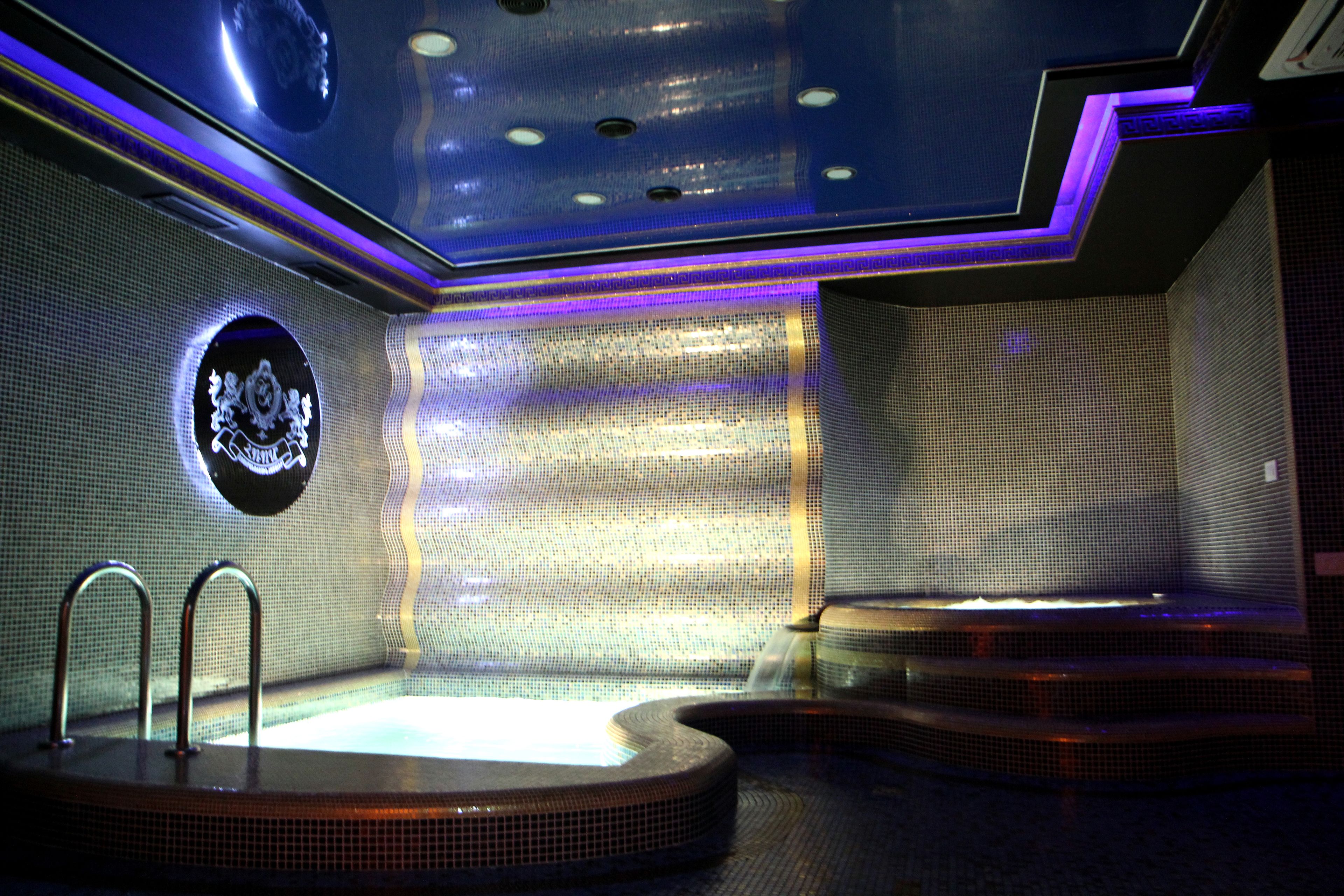 Deep-tissue massages, Thai massages, sports massages