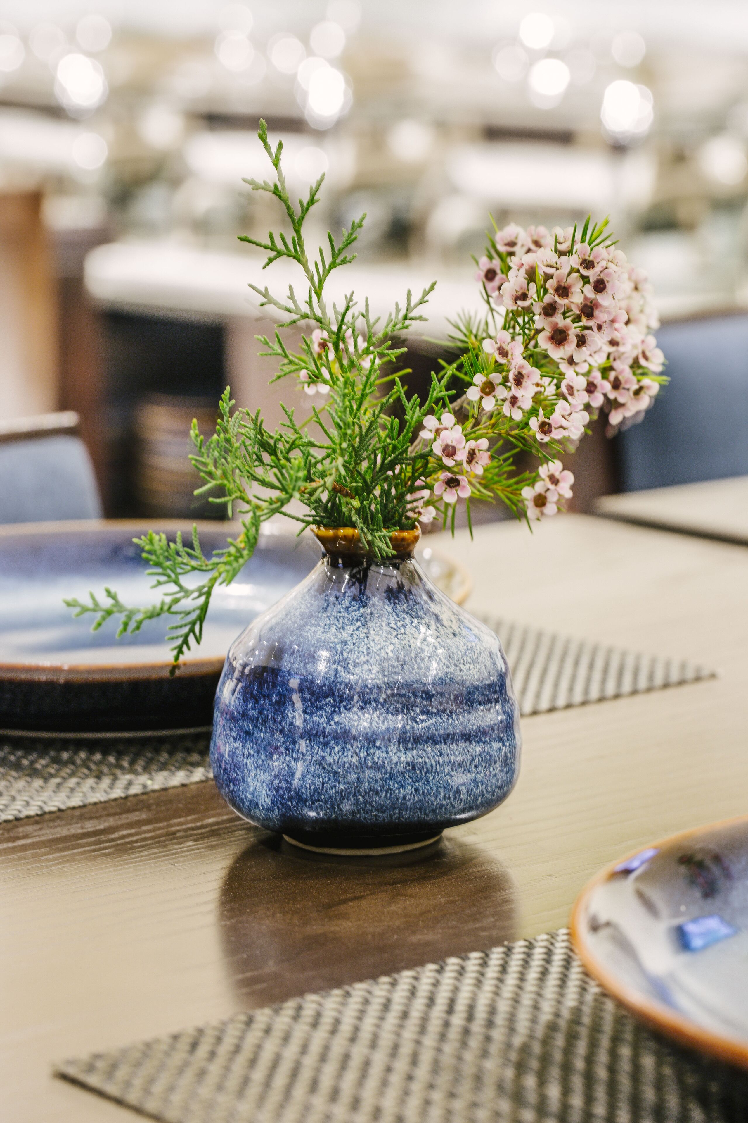 breakfast, lunch, dinner served; local and international cuisine