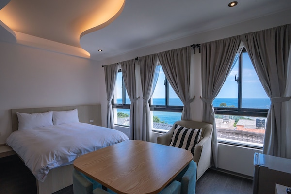 Rollaway beds, free WiFi, bed sheets