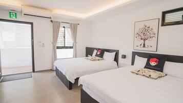 Economy Quadruple Room, 2 Double Beds, Non Smoking | 1 bedroom, rollaway beds, free WiFi, bed sheets