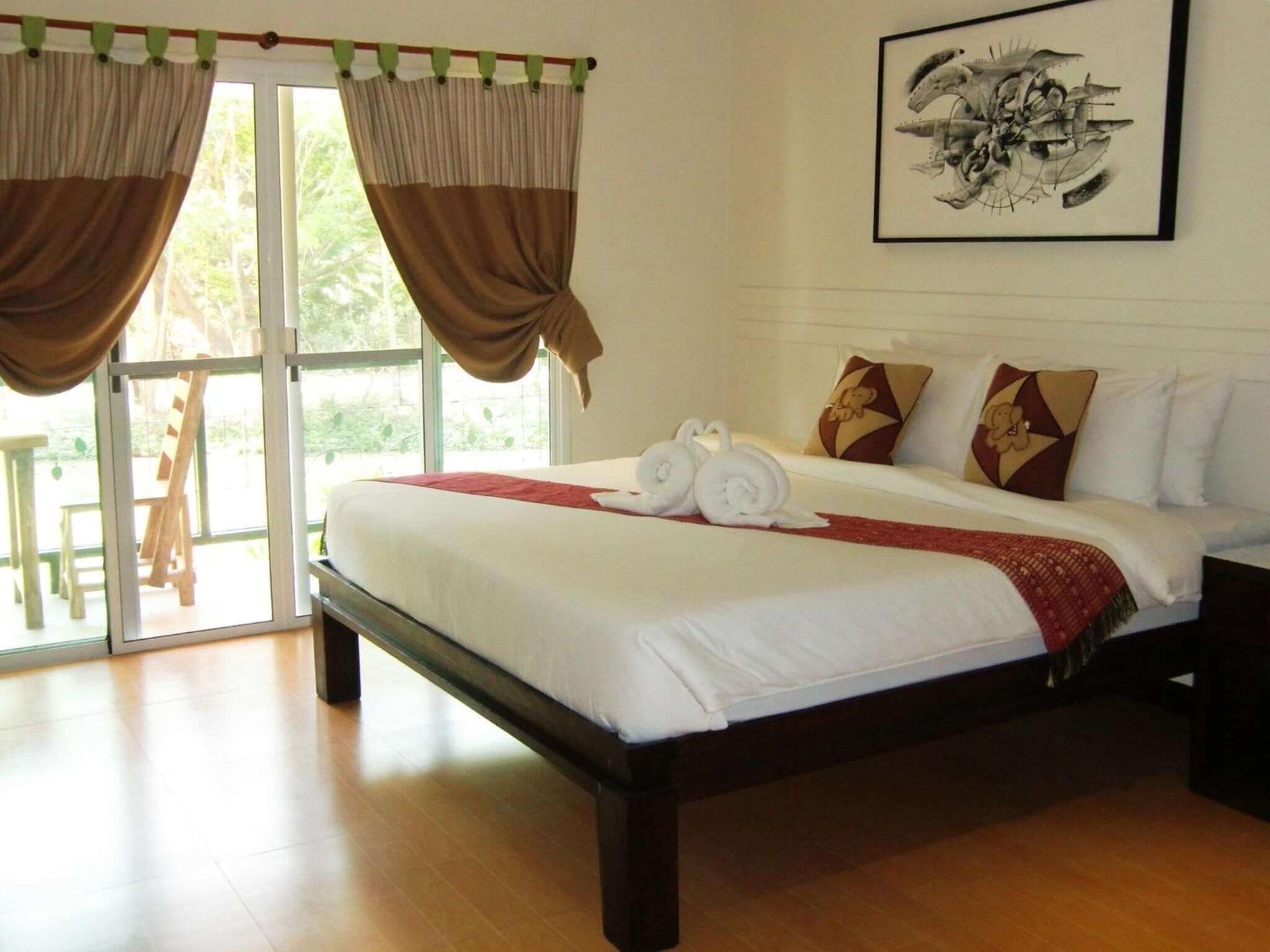 免費無線上網、床單、無障礙通道