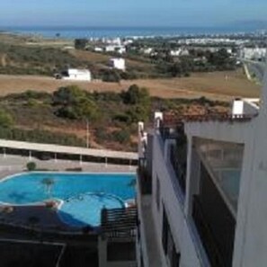 2 piscinas al aire libre
