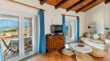 Villa, Mehrere Schlafzimmer | Wohnzimmer | Flachbildfernseher