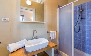 Villa - 6 sovrum - privat pool | Badrum | Dusch, bidé och handdukar