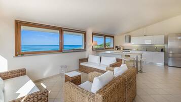 Villa, 6Â Schlafzimmer, eigener Pool | Wohnbereich | Flachbildfernseher