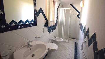 Villa, Multiple Bedrooms | Bathroom