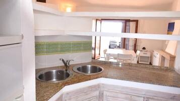Villa, Multiple Bedrooms | Private kitchen | Full-sized fridge, oven, stovetop, dishwasher