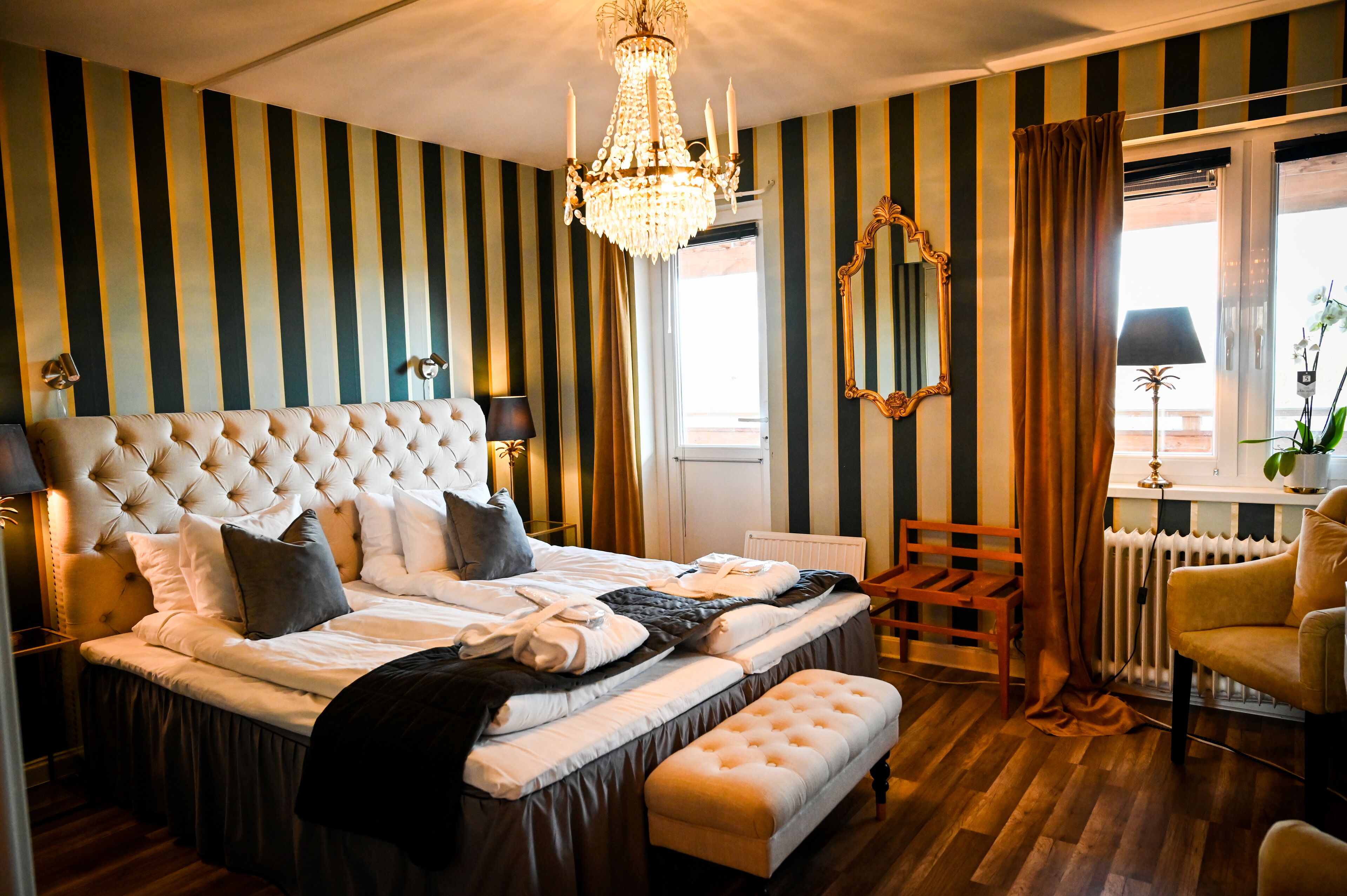 standard double room, balcony | premium bedding, minibar, individually decorated, individually furnished