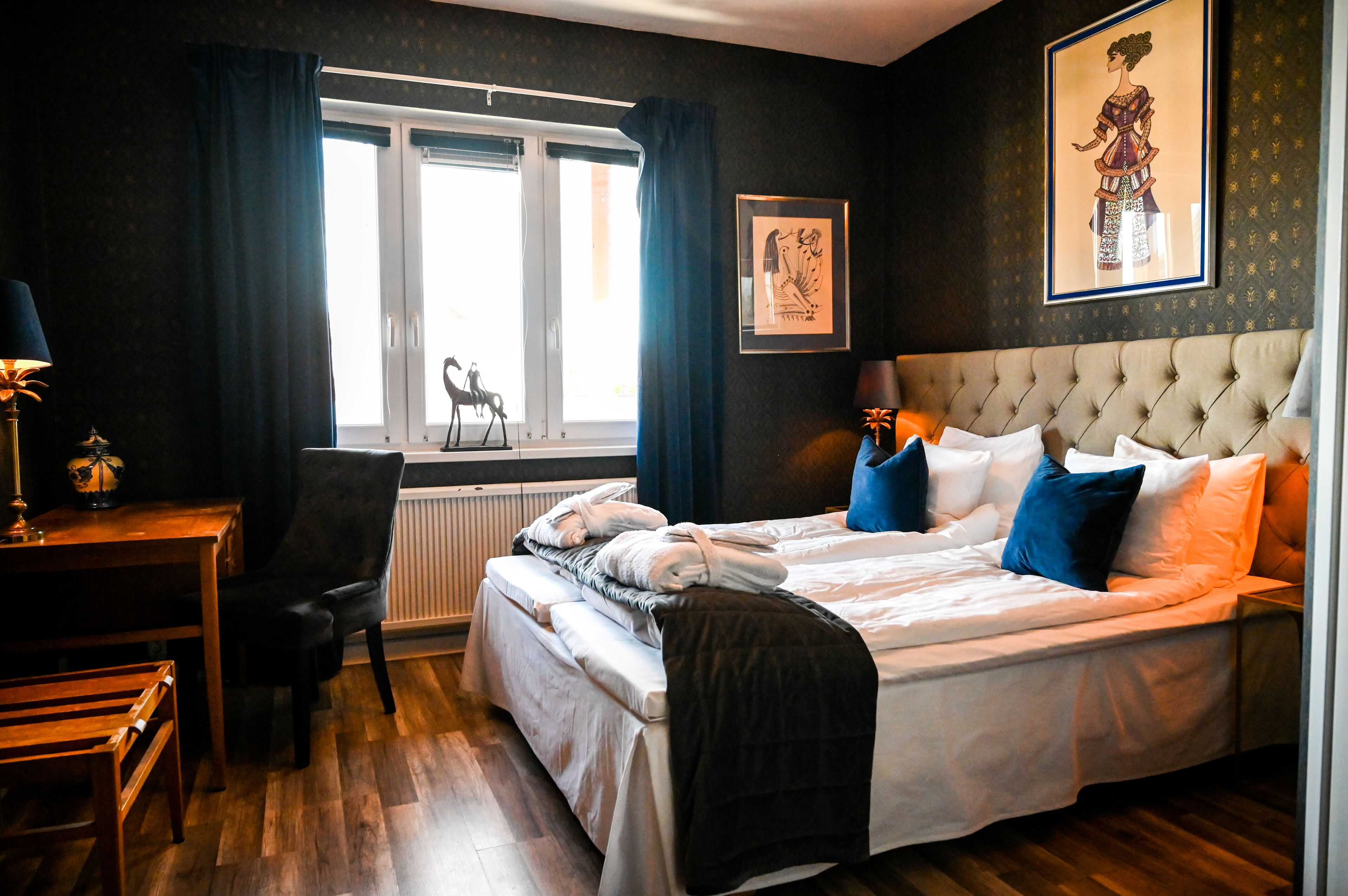 standard double room, balcony | premium bedding, minibar, individually decorated, individually furnished