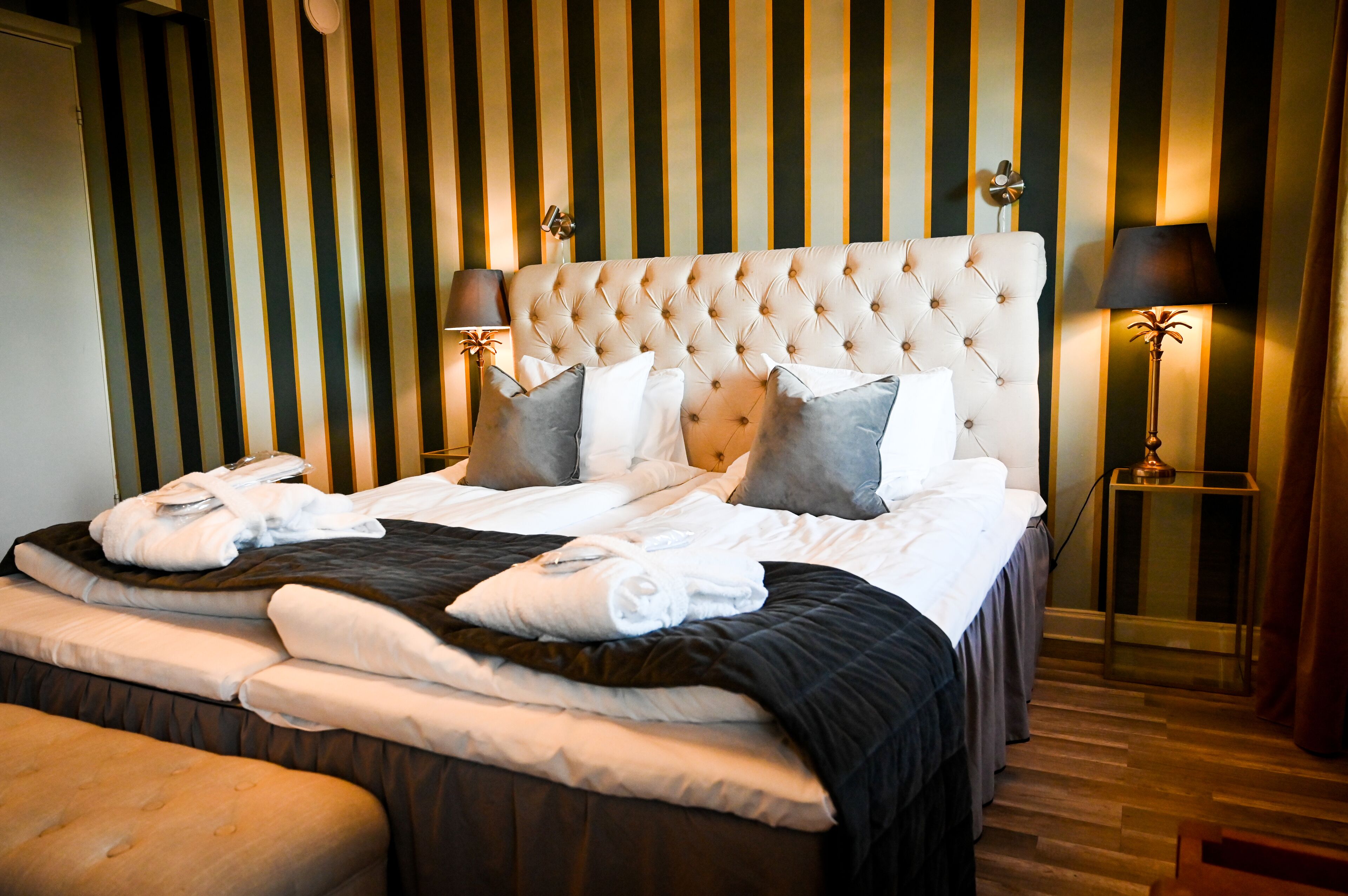 standard double room, balcony | premium bedding, minibar, individually decorated, individually furnished