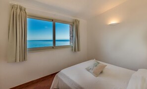 4 bedrooms, cots/infant beds, WiFi - Villa Saluto del Sole (Trinità d'Agultu e Vignola)