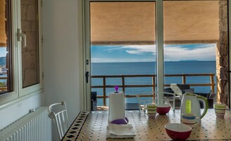 别墅, 4 间卧室, 私人游泳池 | 客房内用餐