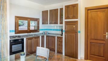 Villa, 3Â Schlafzimmer | Eigene KĂŒche | KĂŒhlschrank, Ofen, Herdplatte, GeschirrspĂŒler