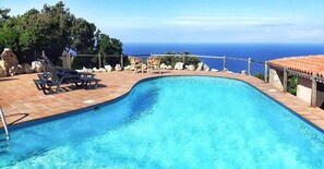 Outdoor pool - Villa Arielle (Trinità d'Agultu e Vignola)