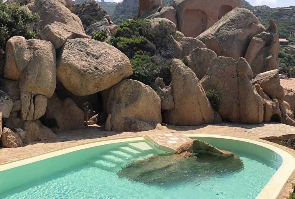 Piscine extérieure (ouverte en saison)