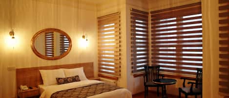 Deluxe Double Room | Premium bedding, individually decorated, individually furnished, desk