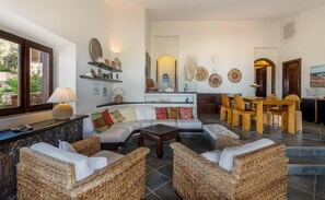 Villa, 3 Bedrooms | Living area