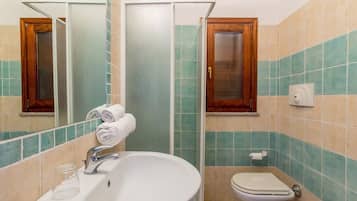 Villa, 2Â Schlafzimmer | Badezimmer | Dusche, Regendusche, Haartrockner, Bidet