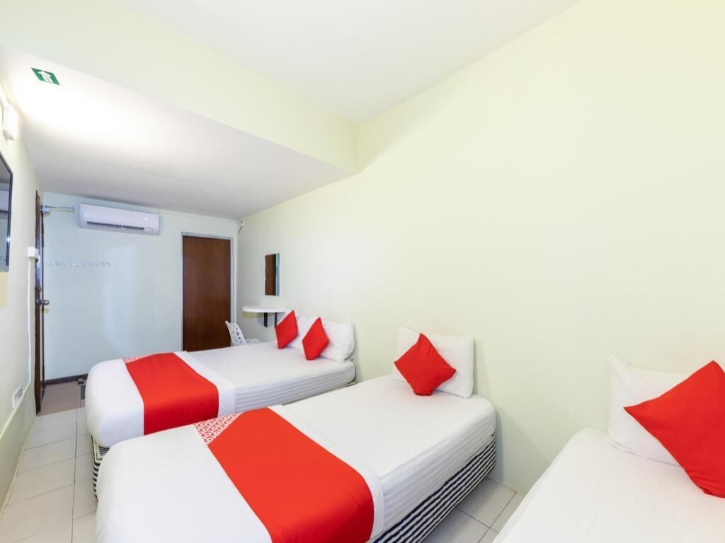 Desk, free WiFi, bed sheets