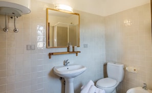 Bathroom - Villa Violetta 2 Celeste (Trinità d'Agultu e Vignola)