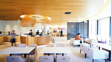 Bar lounge