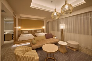 小型套房, 2 间卧室, 无烟房 | ��羽绒被、客房内保险箱、笔记本电脑工作区、遮光窗帘