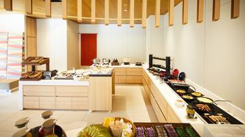 Frokost serveres