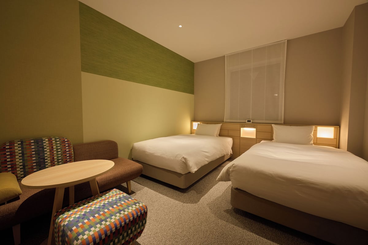 Down comforters, in-room safe, laptop workspace, blackout drapes