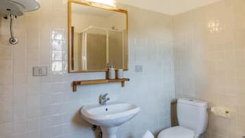 Villa, 2Â Schlafzimmer | Badezimmer | Dusche, Regendusche, Bidet