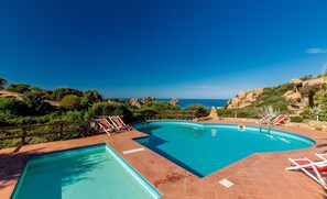 Seasonal outdoor pool, sun loungers