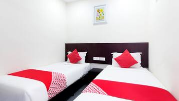 Phòng 2 giường đơn Tiêu chuẩn, 2 giường đơn, không hút thuốc | Bàn, truy cập Internet không dây miễn phí