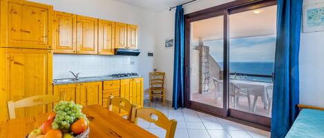 Villa, 1 chambre | Restauration dans la chambre