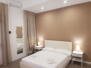 In-room safe, free WiFi, bed sheets