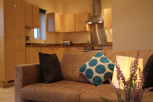 Apartment, 2 Schlafzimmer | Wohnbereich