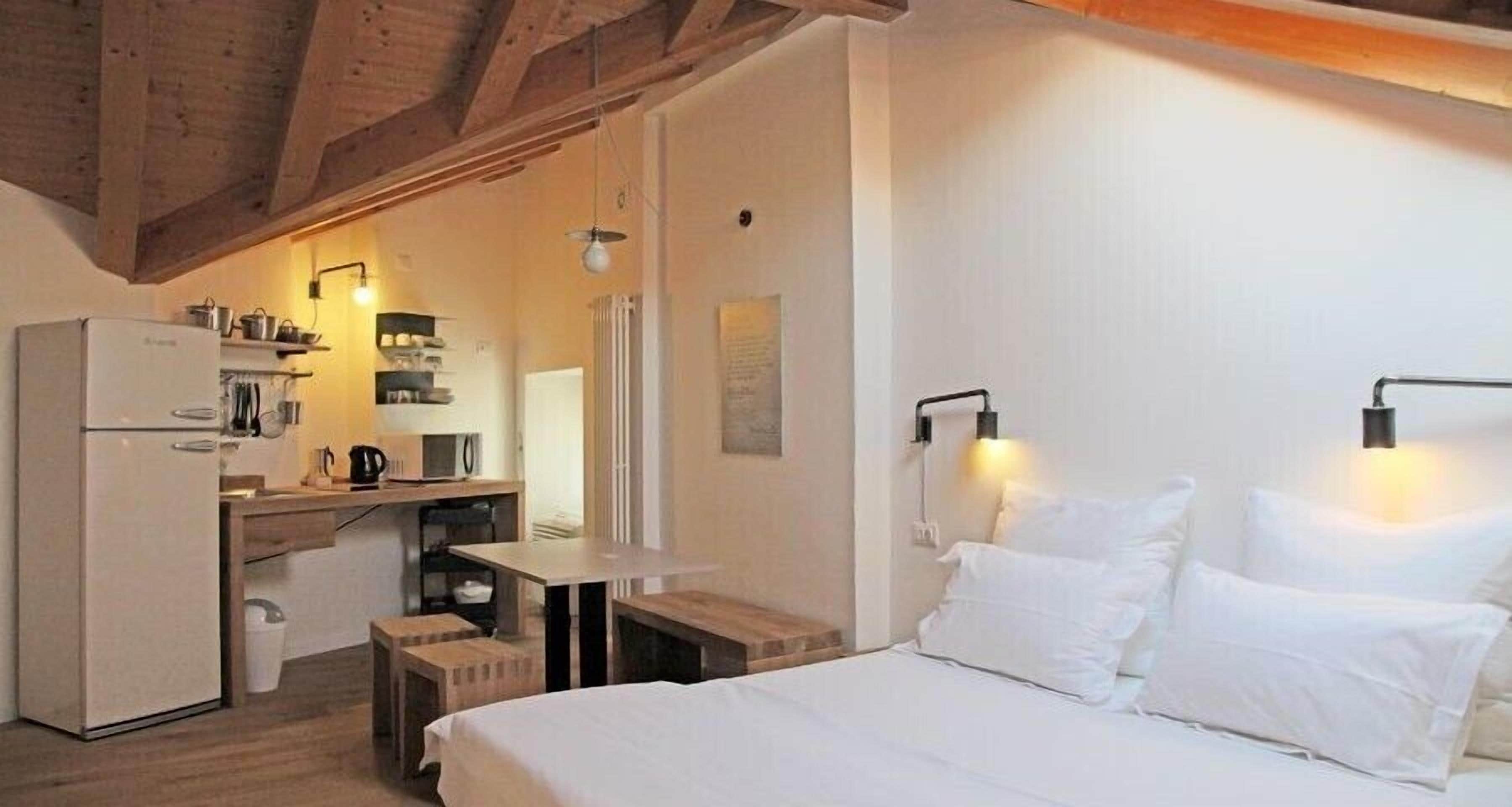 Comfort Apartment | 1 bedroom, down comforters, individually furnished, desk