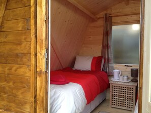 Room - Bryn Dinas Camping Pods Ltd. (Caernarfon)