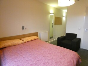 Desk, free WiFi, bed sheets - Newington Court - Hostel (London)