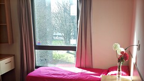 Unclassified image, 2 of 13, button - Newington Court - Hostel (London)