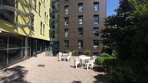 Unclassified image, 5 of 13, button - Newington Court - Hostel (London)