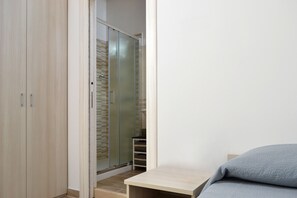 Standard Single Room (L'Annunziata) | Free WiFi, bed sheets